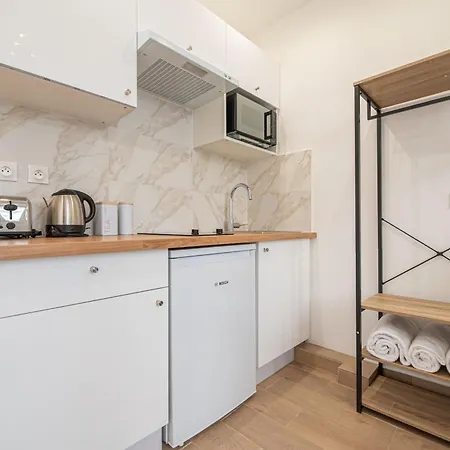 Cosy In * باريس